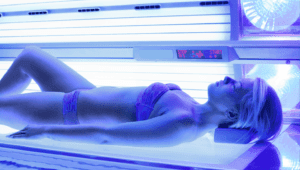 žena u solariju